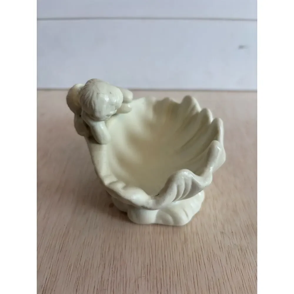 Vintage Cherub Angel Shell Soap Dish Ceramic White Conch Vanity Sink